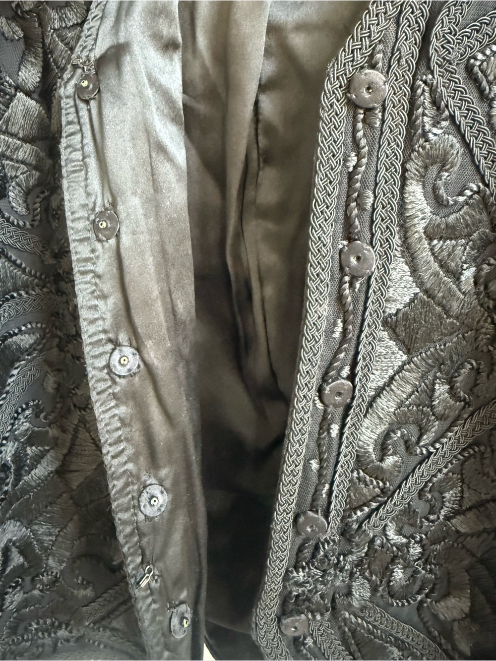 Vintage Carmen Marc Valvo 100% Silk Lined Soutache Evening Jacket Embroidered - Picture 4 of 9